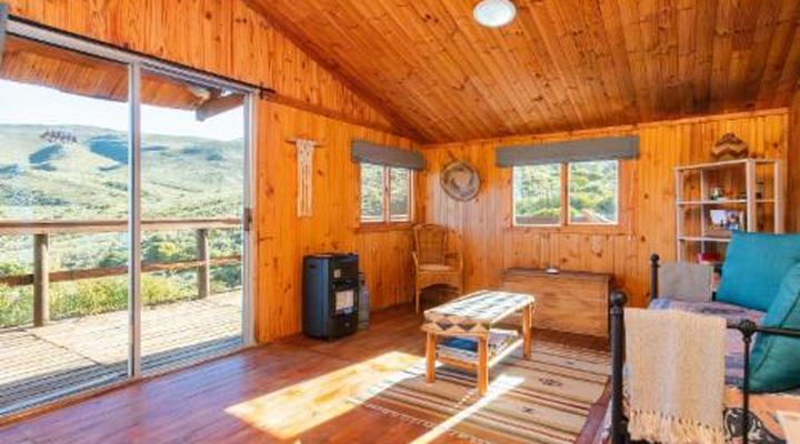 Bloukrans Off-Grid Cabin