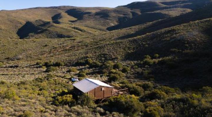 Bloukrans Off-Grid Cabin