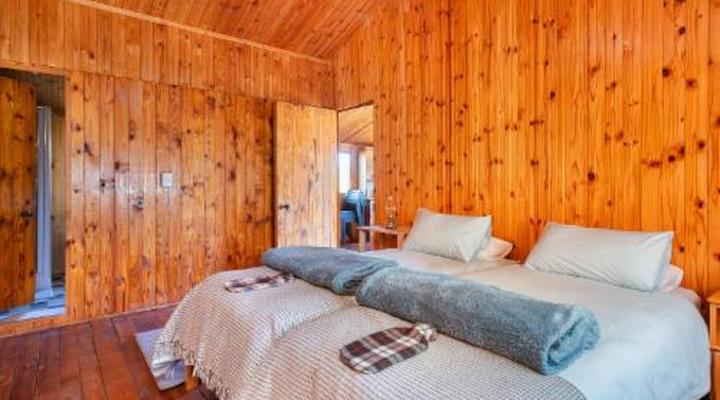 Bloukrans Off-Grid Cabin