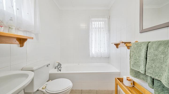 Pumula Lodge Knysna 4 Star GuestHouse