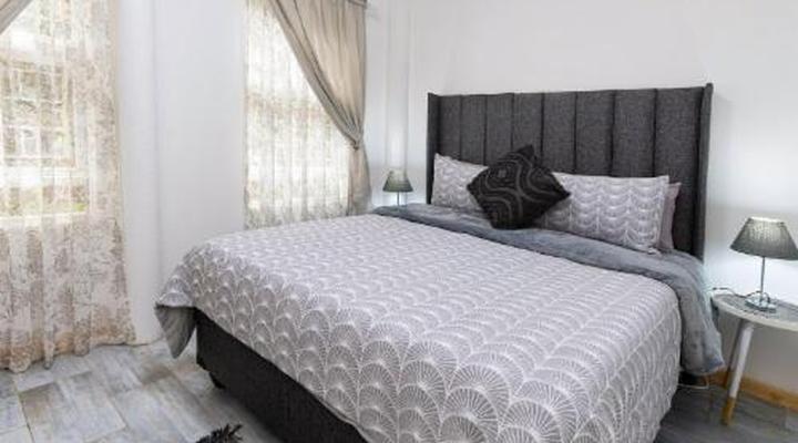 Hooggety at Herolds Bay Self-Catering Units