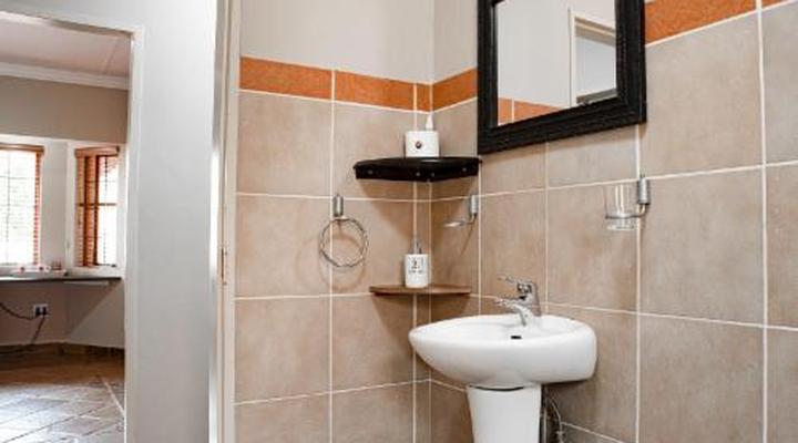 The Orion Guest House Middelburg