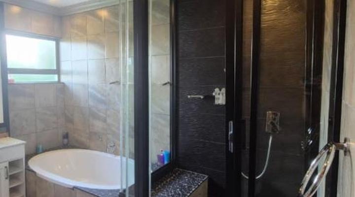 Goggas Nest BnB and Restaurant