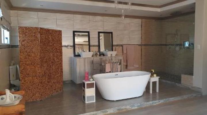 Goggas Nest BnB and Restaurant