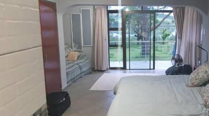 Goggas Nest BnB and Restaurant