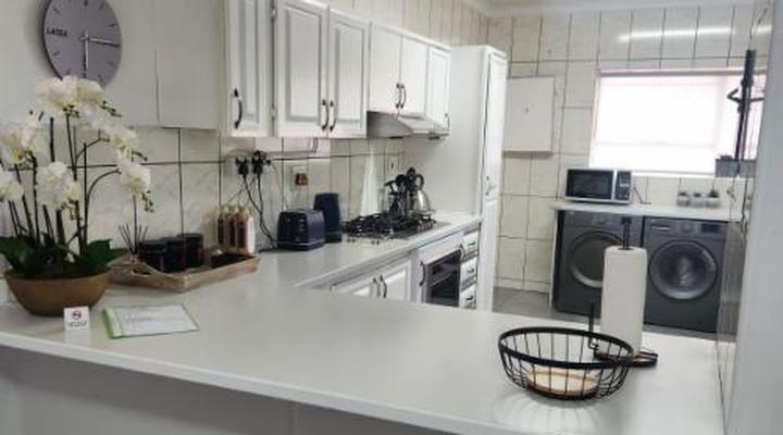 Hillton Manor Guest House