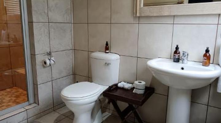 Hillton Manor Guest House