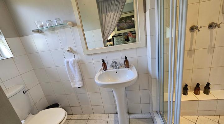 Hillton Manor Guest House