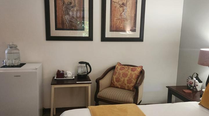 Hillton Manor Guest House