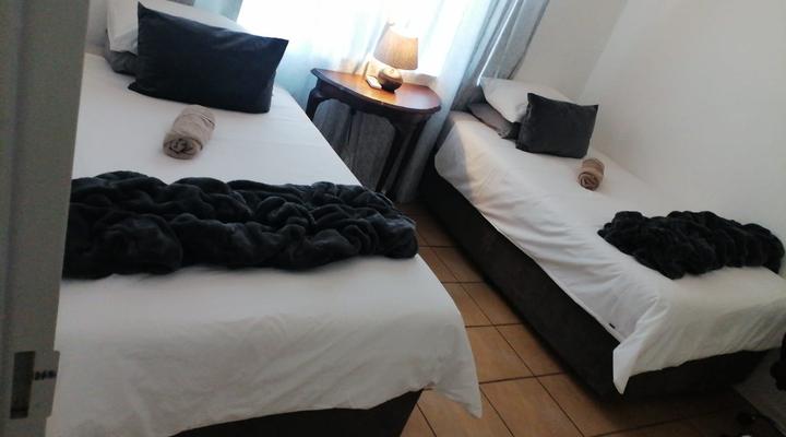 Hillton Manor Guest House