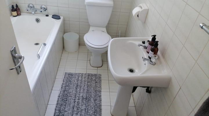 Hillton Manor Guest House