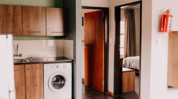 La Rona Hospitality Services