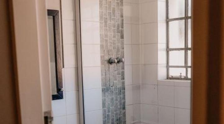 La Rona Hospitality Services