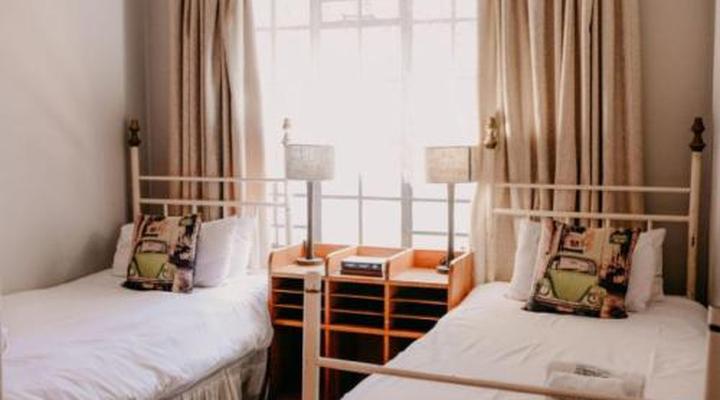 La Rona Hospitality Services