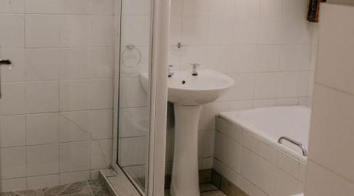 La Rona Hospitality Services