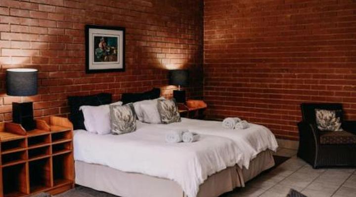 La Rona Hospitality Services