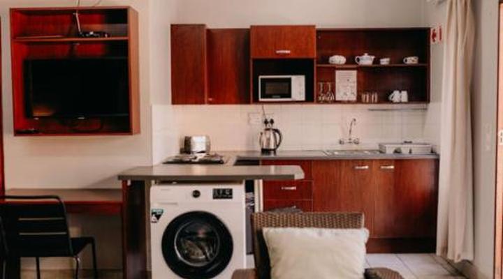 La Rona Hospitality Services