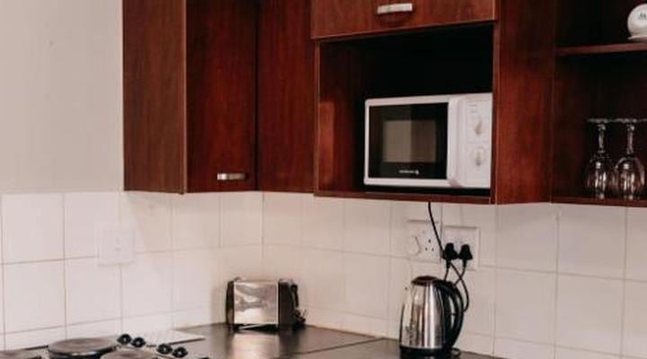 La Rona Hospitality Services