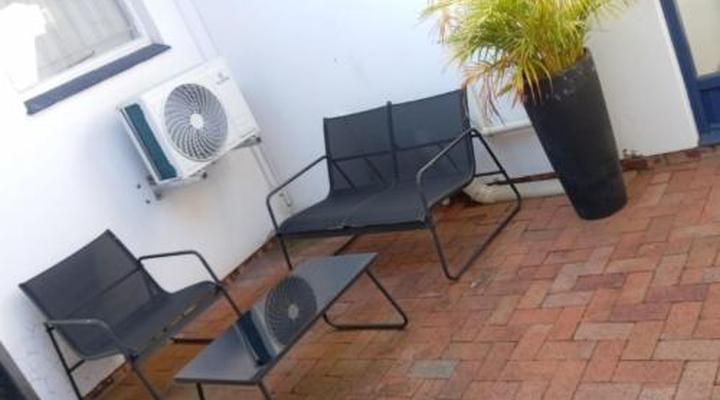 Hillton Manor Self-catering Apartments