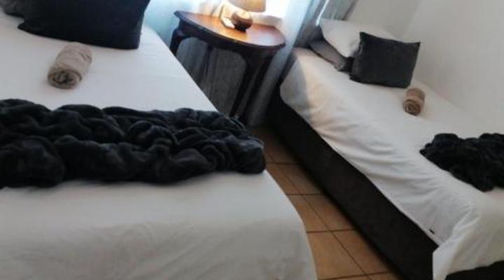 Hillton Manor Self-catering Apartments