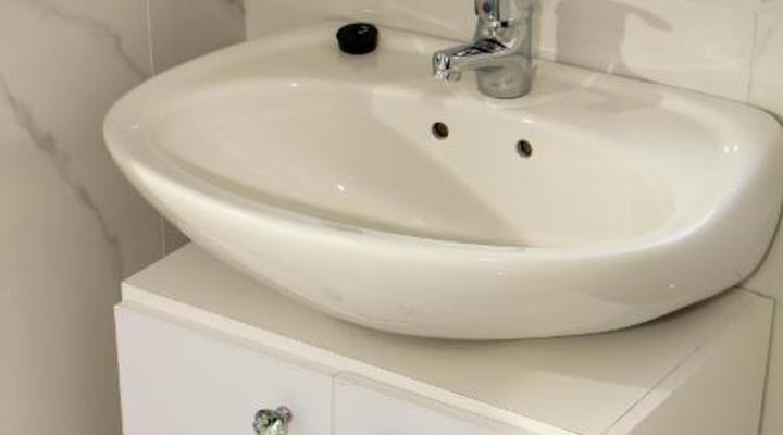 Rainbow Guest House & Tours