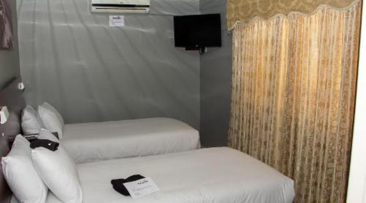 Rainbow Guest House & Tours