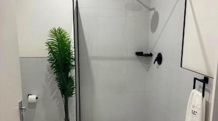 Cathy and P Guesthouse