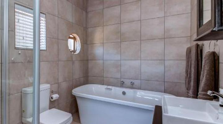 Magaliessig Guest House