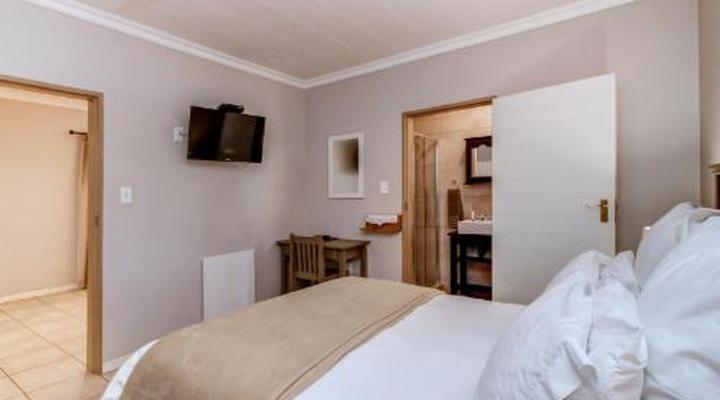 Magaliessig Guest House