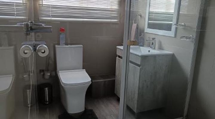 Hillton Manor Self-catering Accommodation