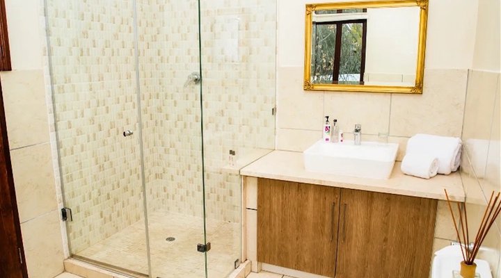 Inn & Out Plus Craighall