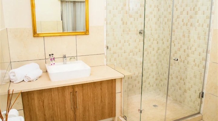 Inn & Out Plus Craighall