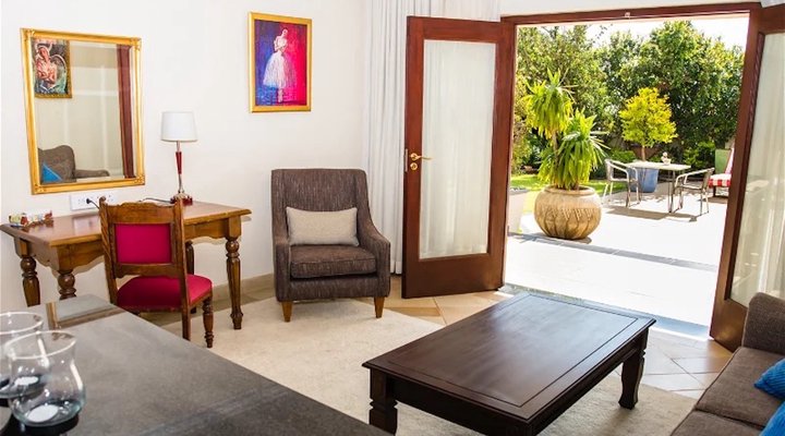 Inn & Out Plus Craighall