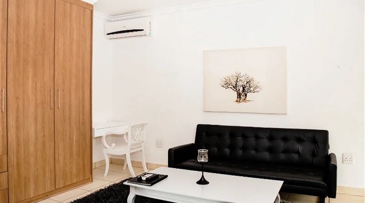 Inn & Out Plus Craighall