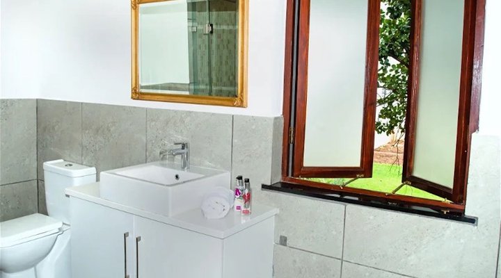 Inn & Out Plus Craighall