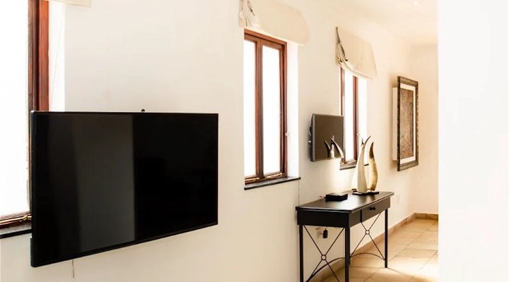 Inn & Out Plus Craighall