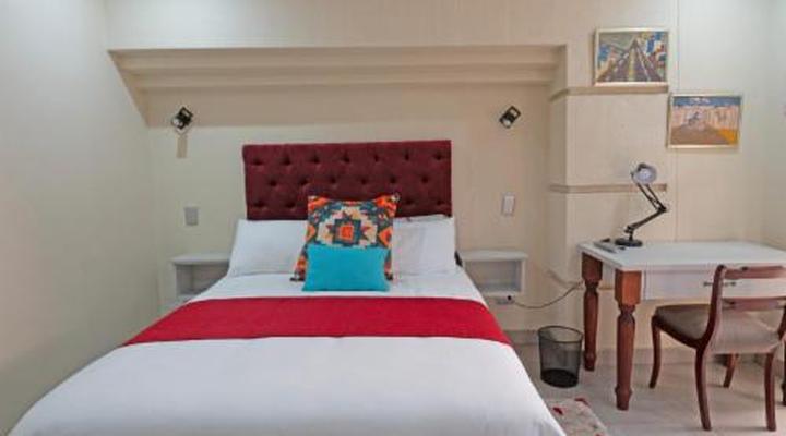 Le Chateau Guesthouse