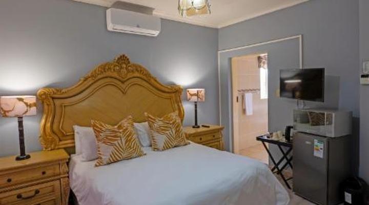 Le Chateau Guesthouse