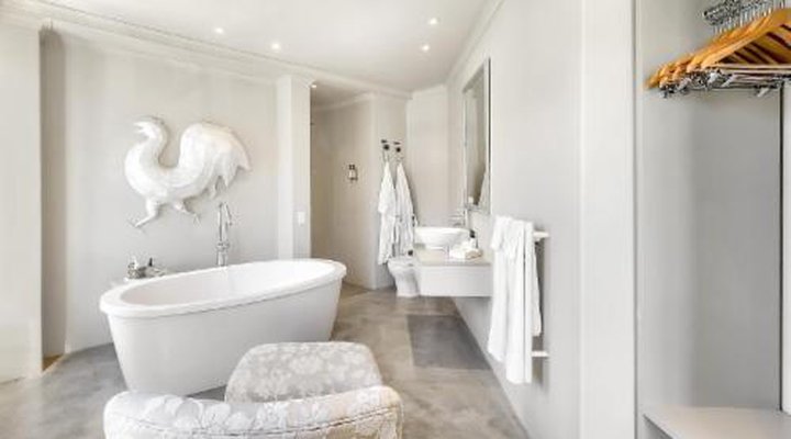 Rouge on Rose Boutique Hotel