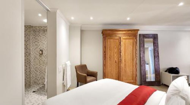 Rouge on Rose Boutique Hotel