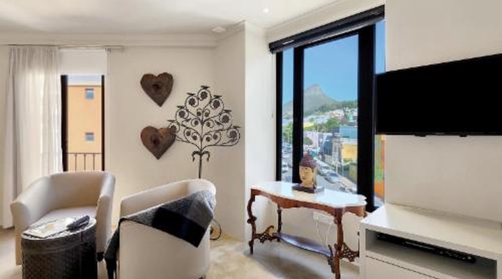 Rouge on Rose Boutique Hotel