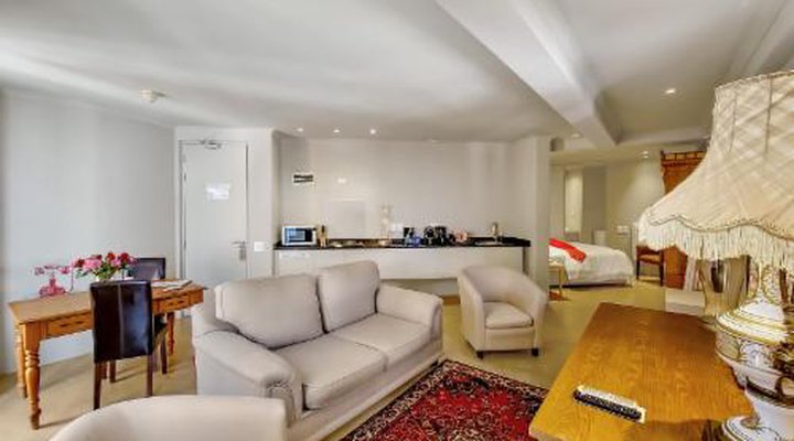 Rouge on Rose Boutique Hotel