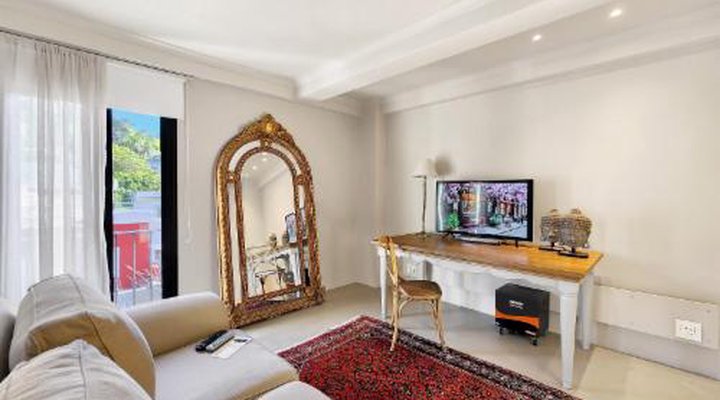 Rouge on Rose Boutique Hotel