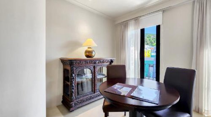 Rouge on Rose Boutique Hotel