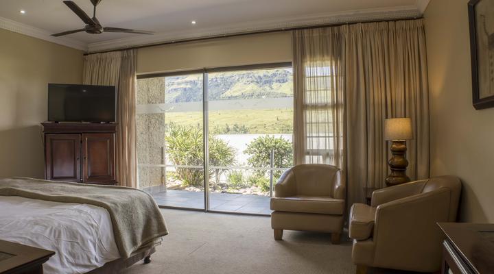 Cathedral Peak Hotel