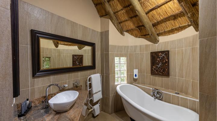 Cathedral Peak Hotel