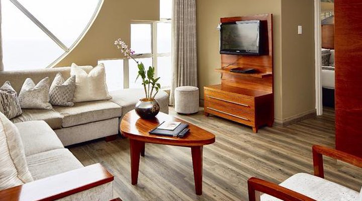 The Palace All-Suite