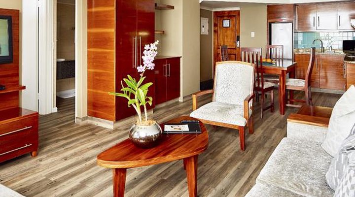 The Palace All-Suite
