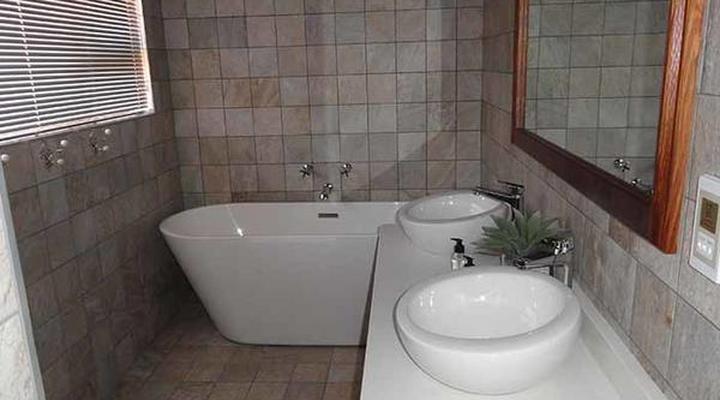 Alma Mater Guesthouse