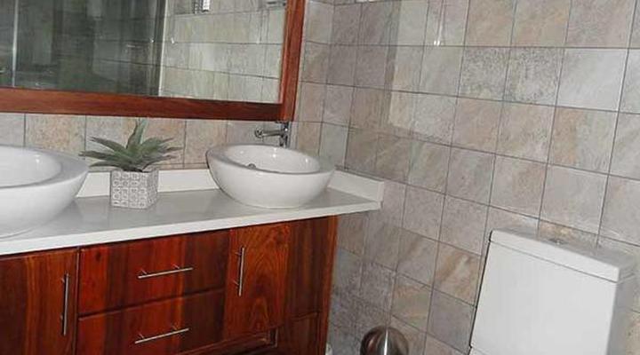 Alma Mater Guesthouse